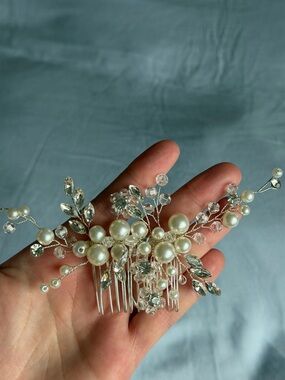 Pearl and Crystal Bridal Hair Comb